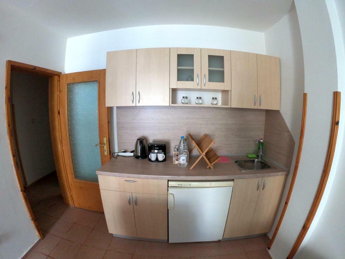Apartment In St. Vlas With Terrace Sveti Vlas Exterior photo
